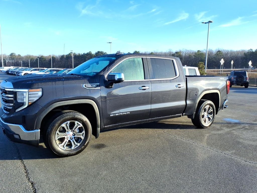 2024 GMC Sierra SLT