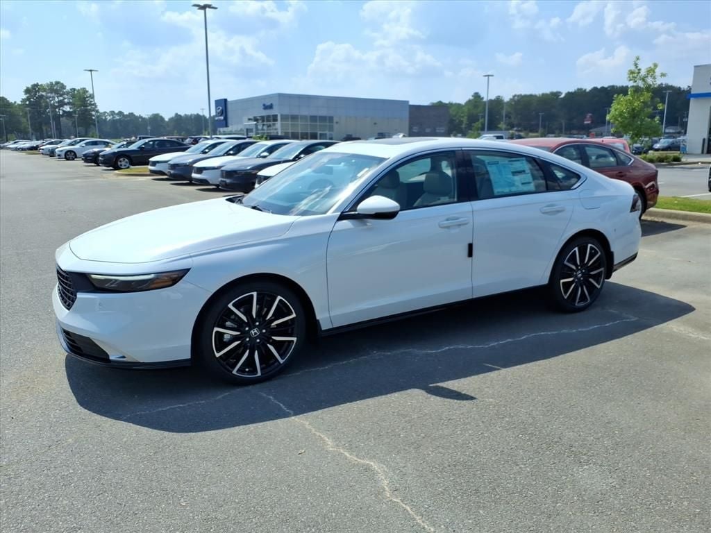 2025 Honda Accord Hybrid Touring