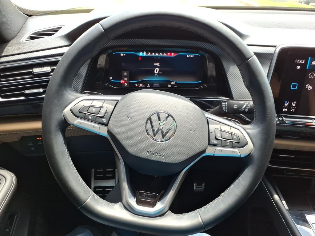 2024 Volkswagen Atlas Cross Sport 2.0T SEL R-Line