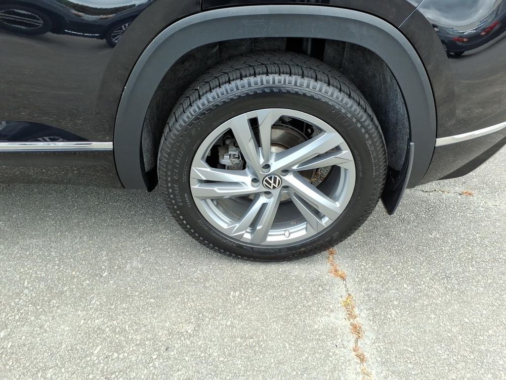 2024 Volkswagen Atlas Cross Sport 2.0T SEL R-Line