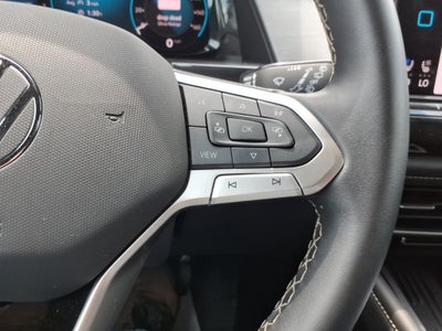 2025 Volkswagen Atlas Cross Sport 2.0T SE w/Technology