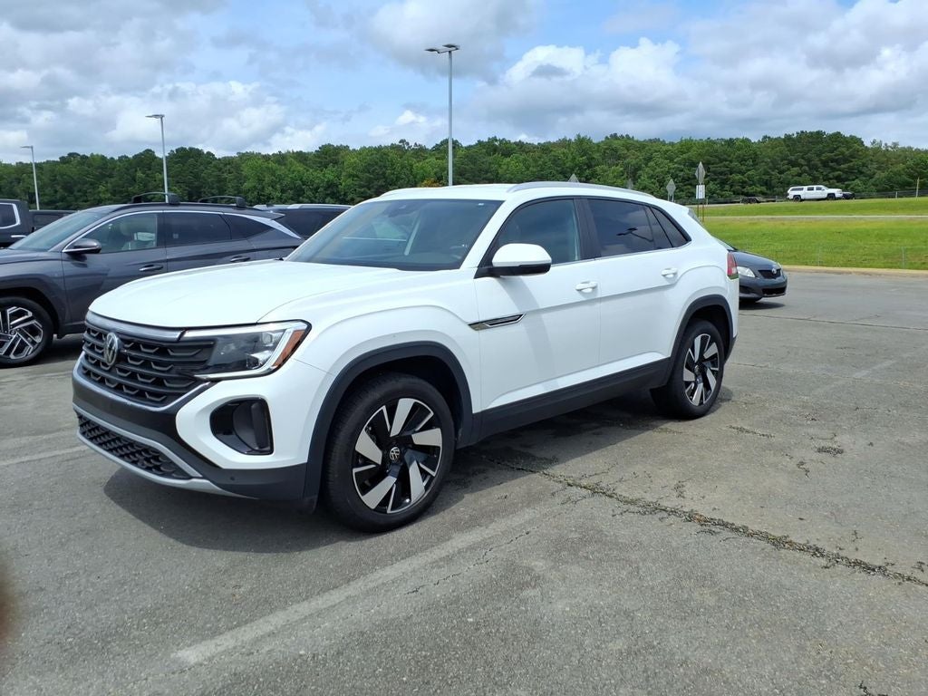 2025 Volkswagen Atlas Cross Sport 2.0T SE w/Technology