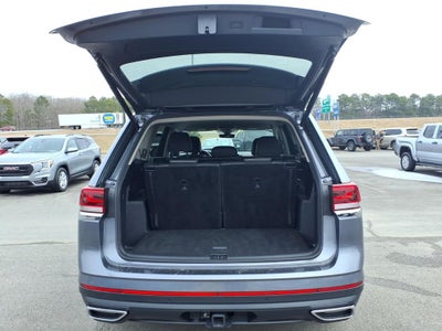 2025 Volkswagen Atlas 2.0T SE w/Technology