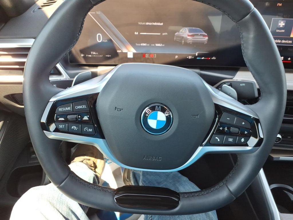 2025 BMW 3 series 330i
