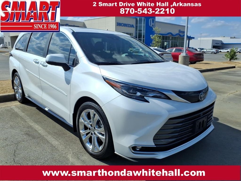 2024 Toyota Sienna Platinum