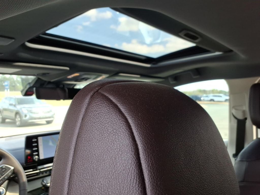 2024 Toyota Sienna Platinum