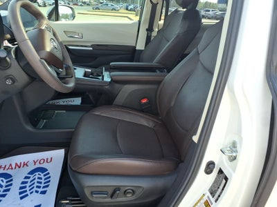 2024 Toyota Sienna Platinum