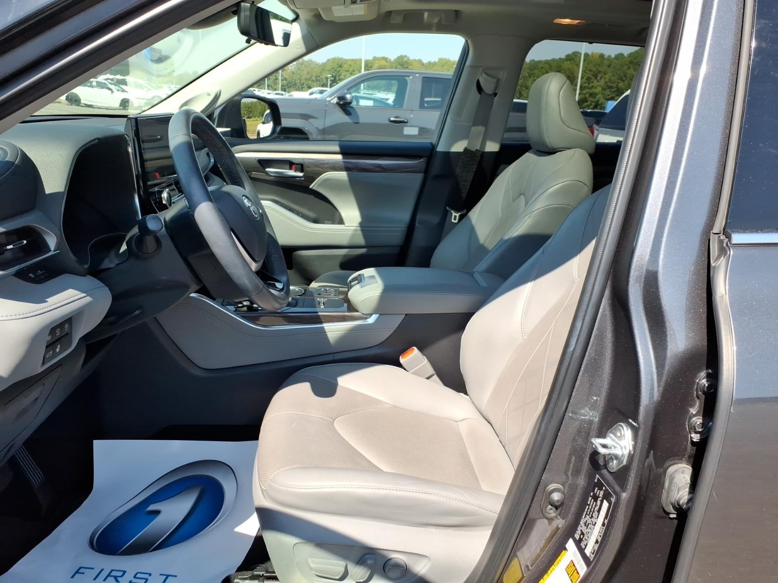2023 Toyota Highlander Platinum