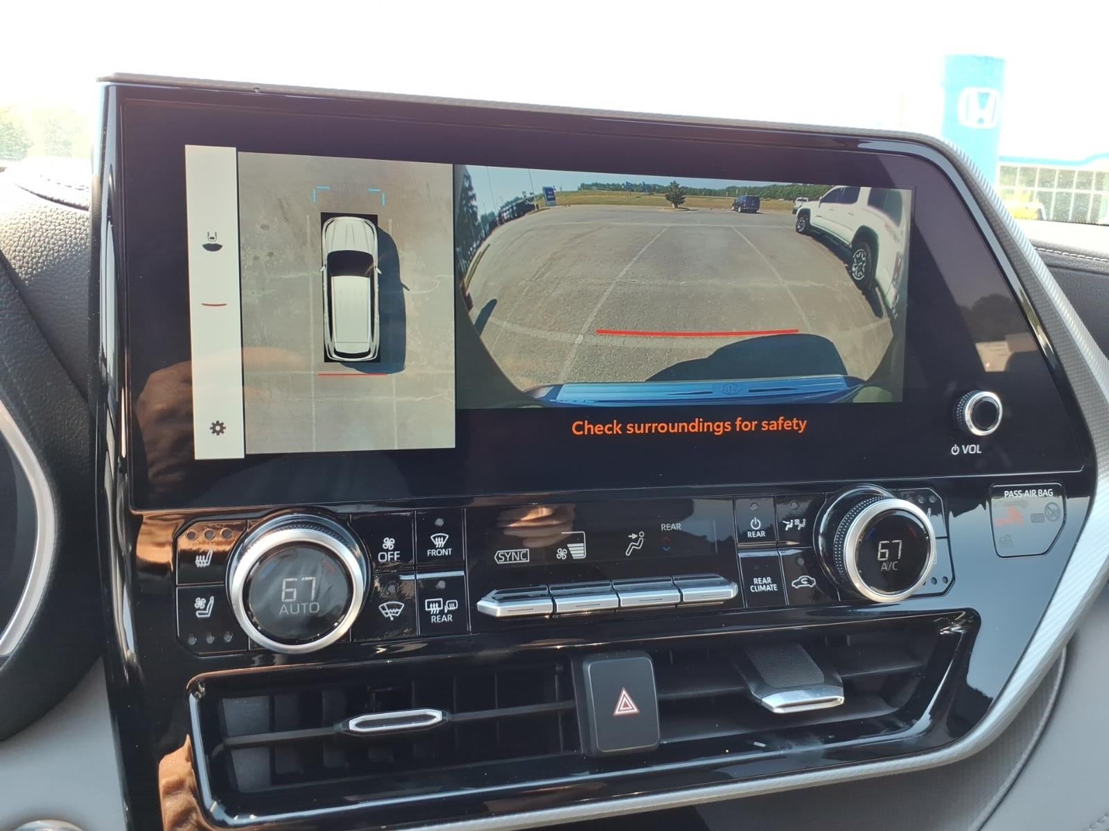 2023 Toyota Highlander Platinum