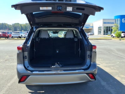 2023 Toyota Highlander Platinum