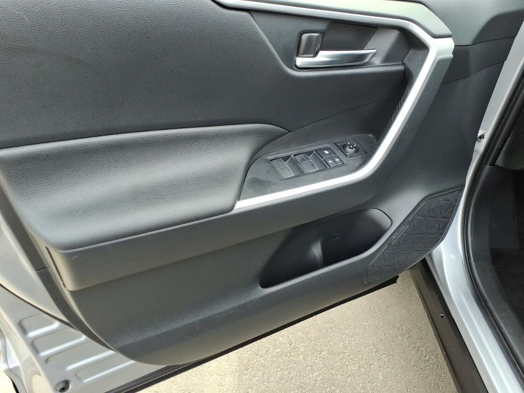 2023 Toyota RAV4 Hybrid Hybrid SE